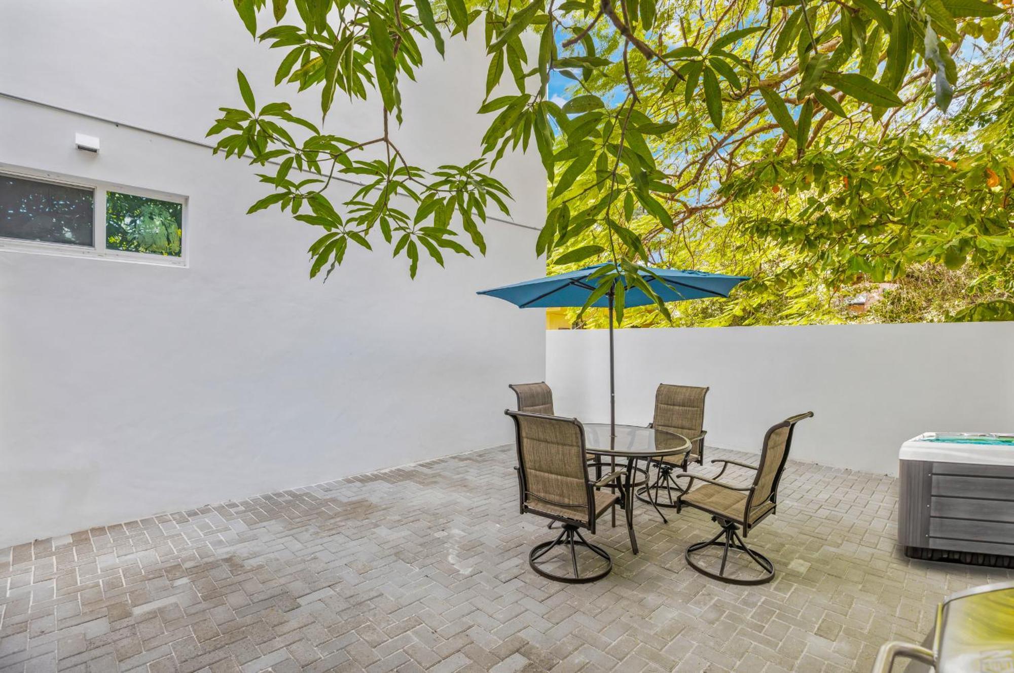 Up To 12 Guests! Modern Near Wynwood Hébergement de vacances *