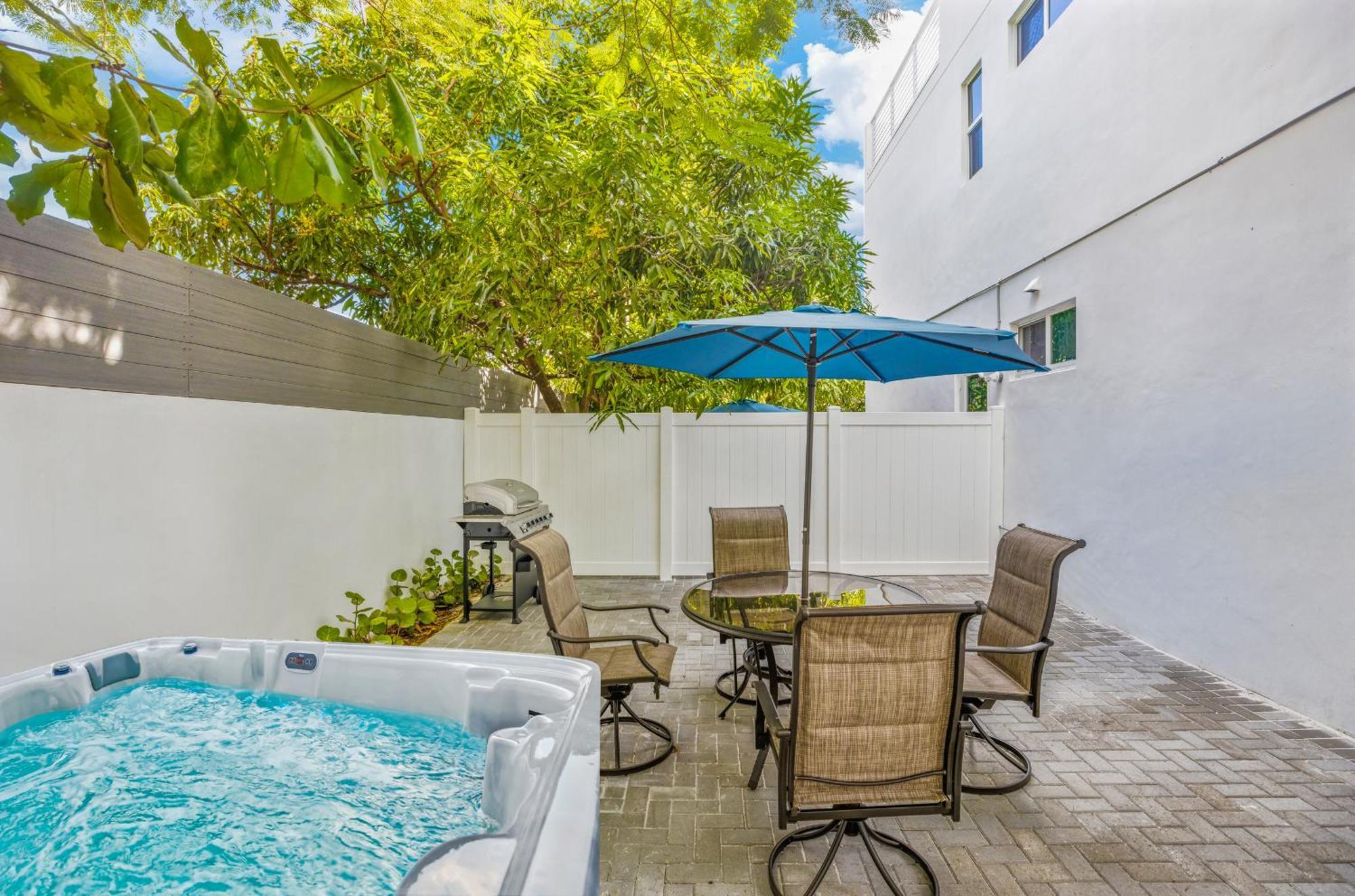 Up To 12 Guests! Modern Near Wynwood Hébergement de vacances