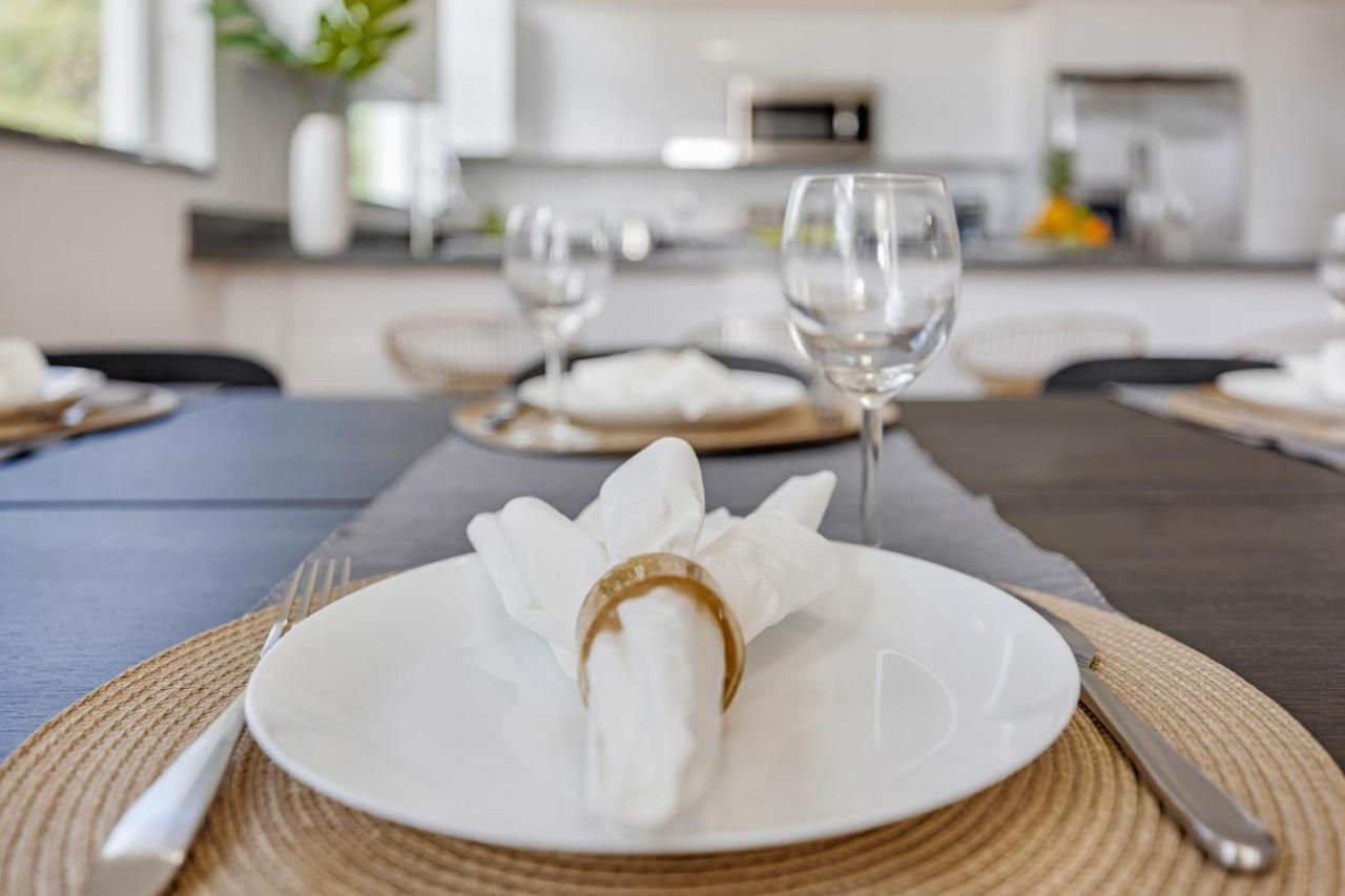 Up To 12 Guests! Modern Near Wynwood Сasa de vacaciones *